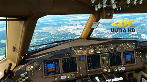 777 cockpit simulator.